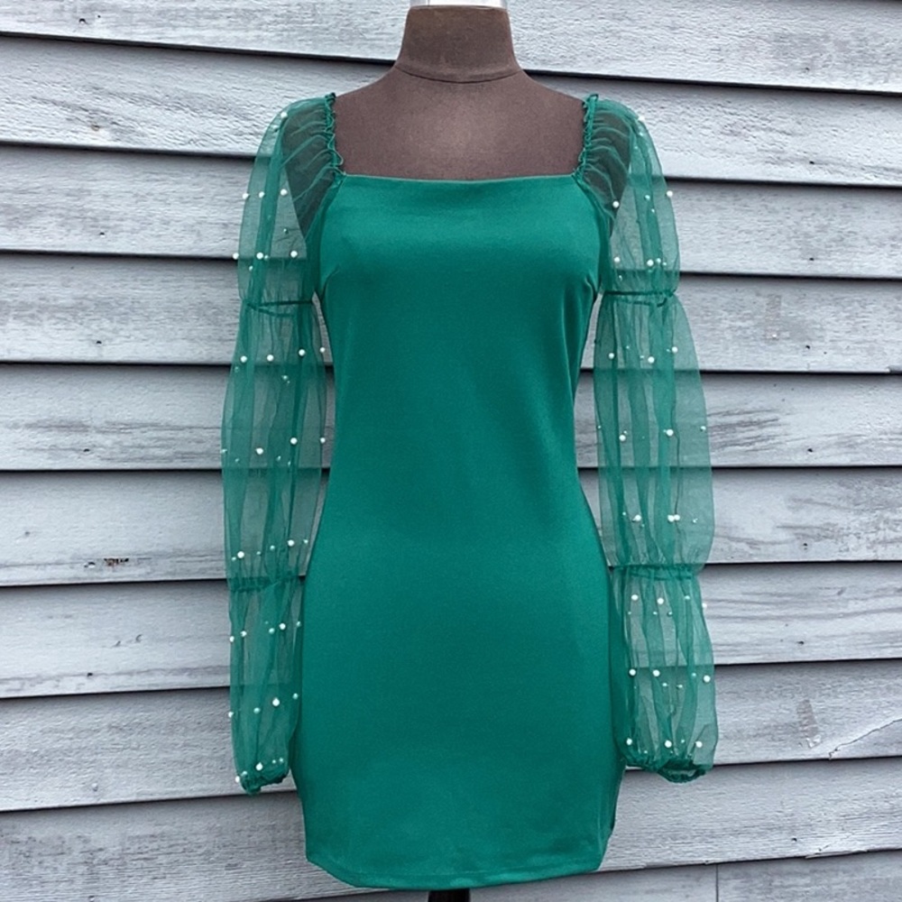 Thirty/Thirty LA Green Dress with Sheer Pearl Embellished Sleeves Small